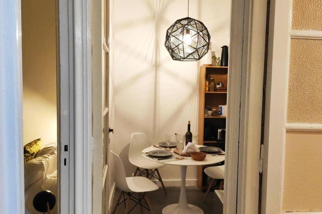 Amplio, Tranquilo Y Muy Luminoso Departamento De 3 Ambientes A Metros Del Obelisco Y Del Teatro Colón Apartamento Ciudad Autónoma de Buenos Aires
