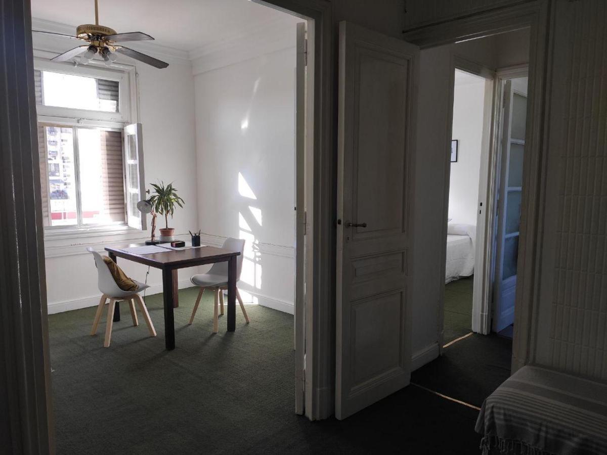 Obelisco Luminoso: Spacious 3-room Near Teatro Colón Apartment *